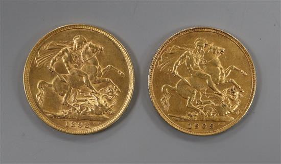 Two gold full sovereigns, 1898 and 1909.